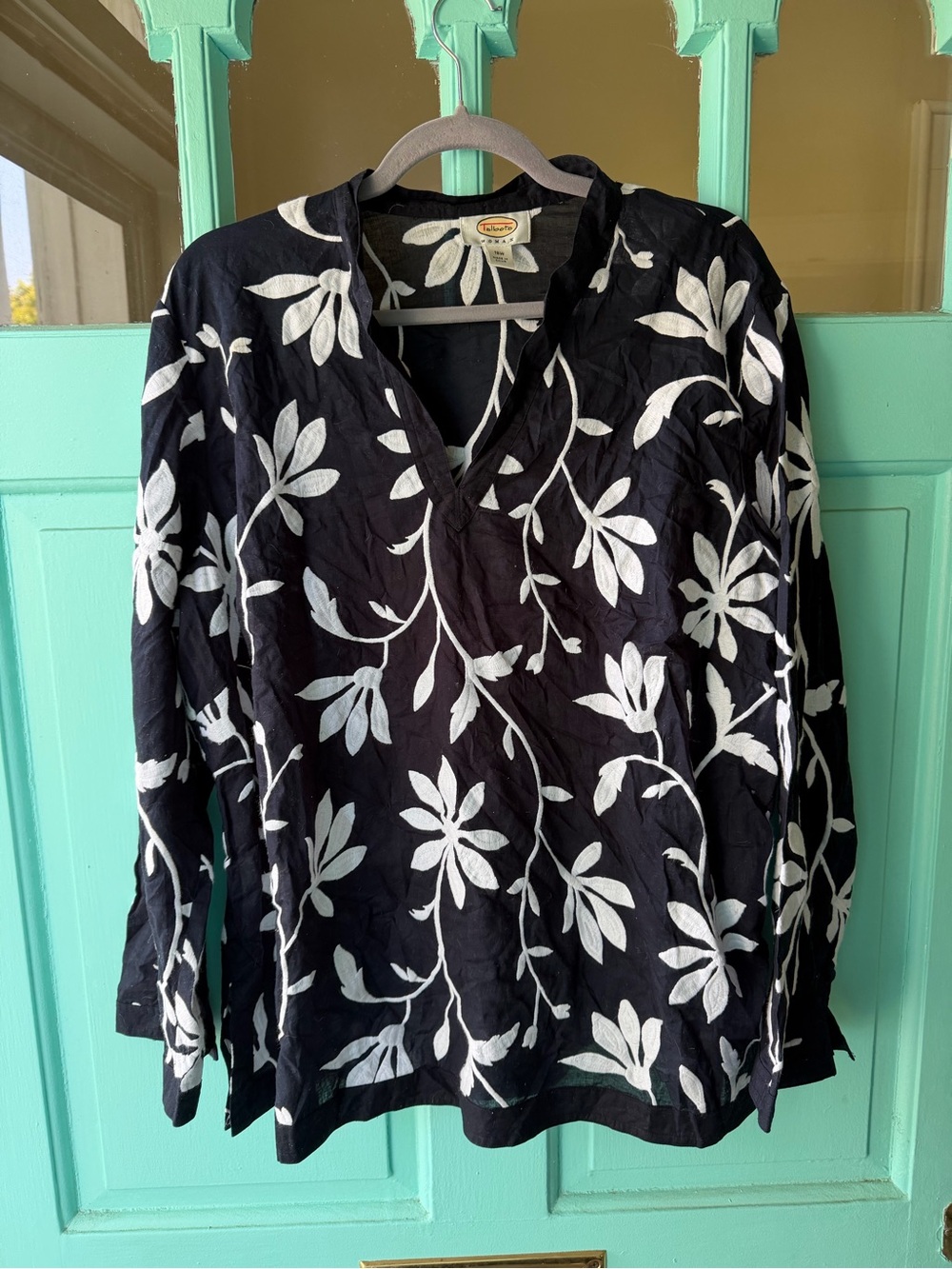 Talbots Navy & White Floral Embroidered V-Neck Women's Top